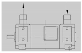 IC37 Холодный воздух, поступая через патрубок, выдувается в отводящий патрубок.