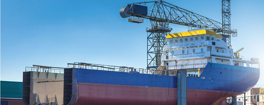 СУДОСТРОЕНИЕ